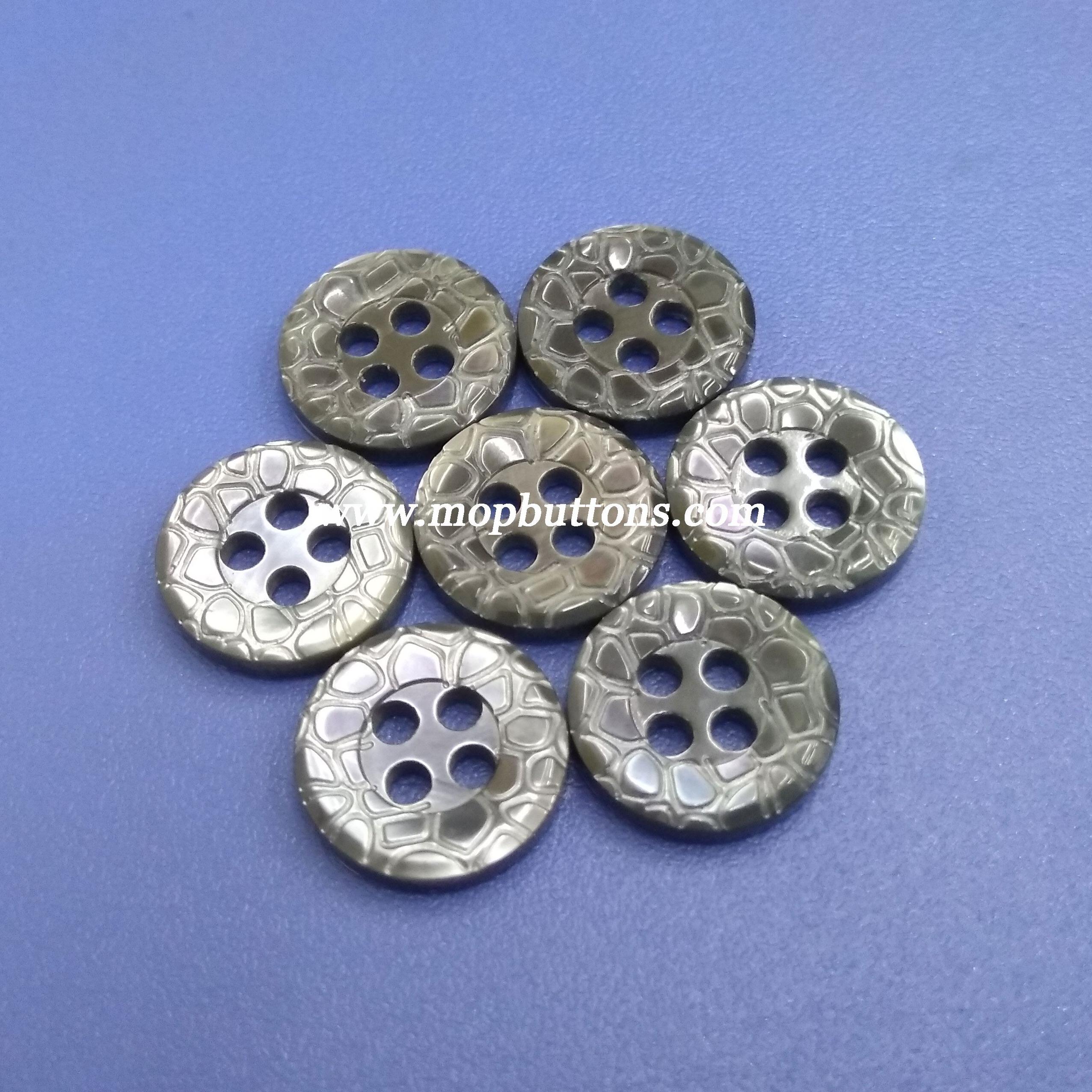  Grey Coloured 4 Holes Pattern Design Sewing Buttons