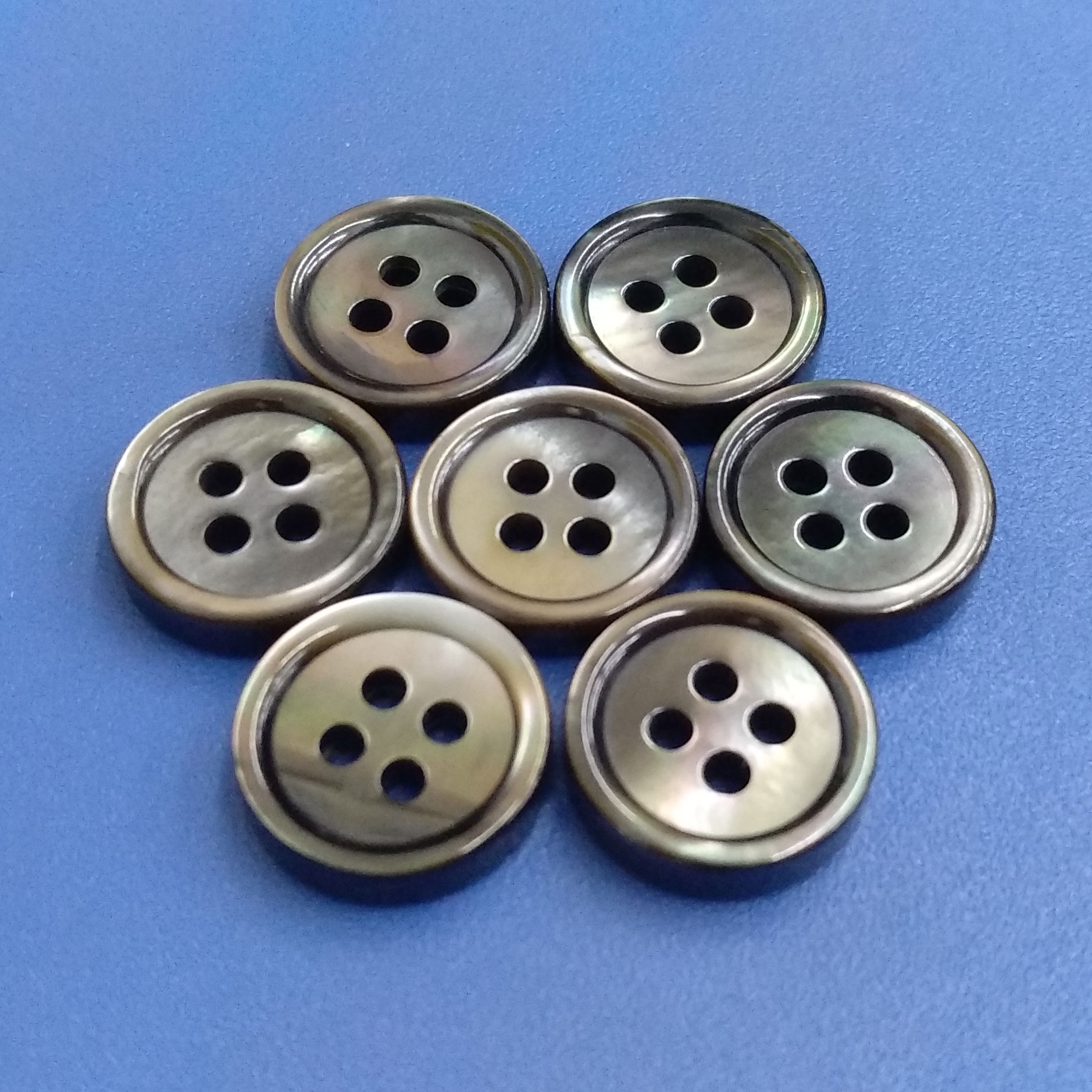 Tailor made 3mm Thickness 4Holes Black MOP Shirt Sewing Button