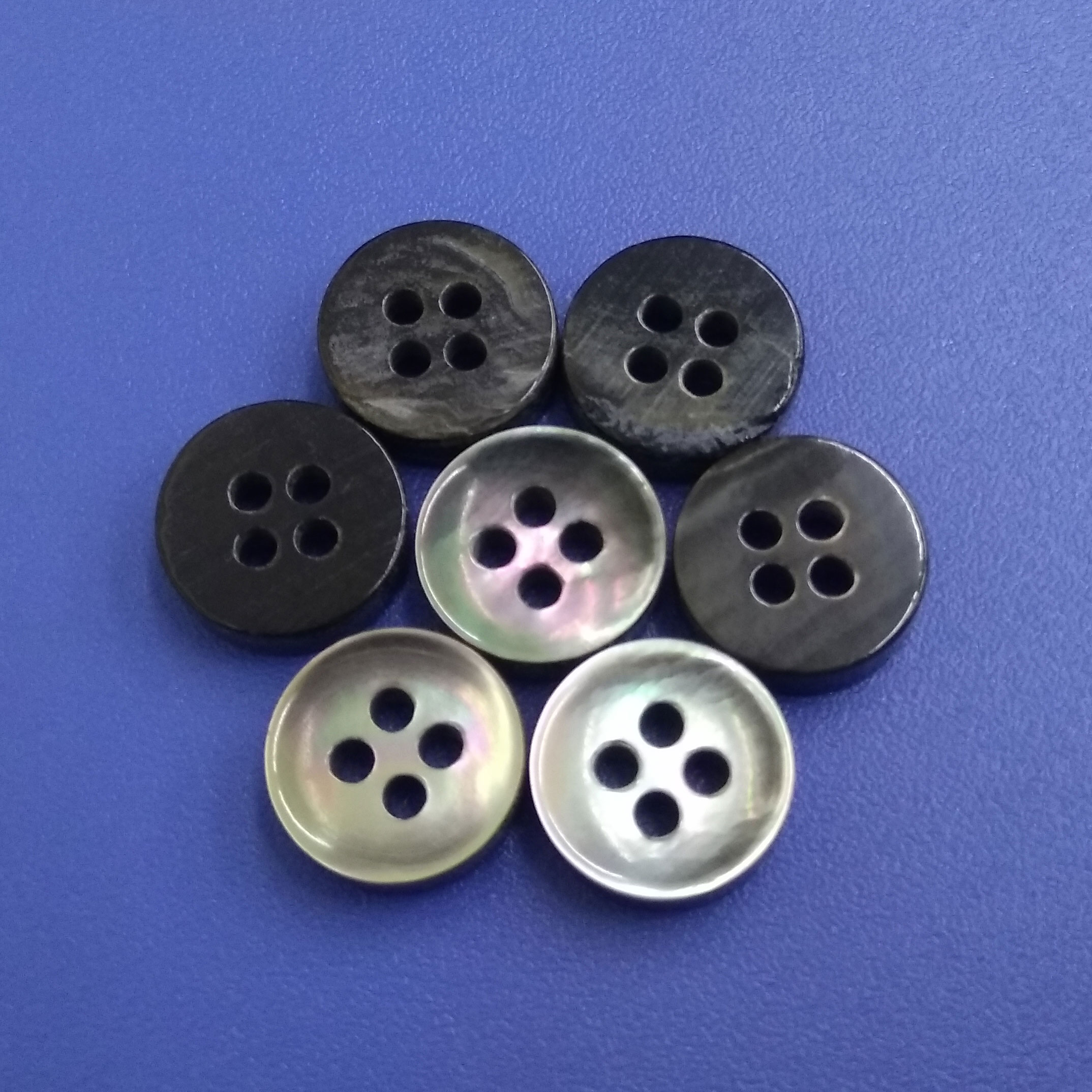High End 4Holes Suit Black Mother of Pearl Buttons with Edge Design