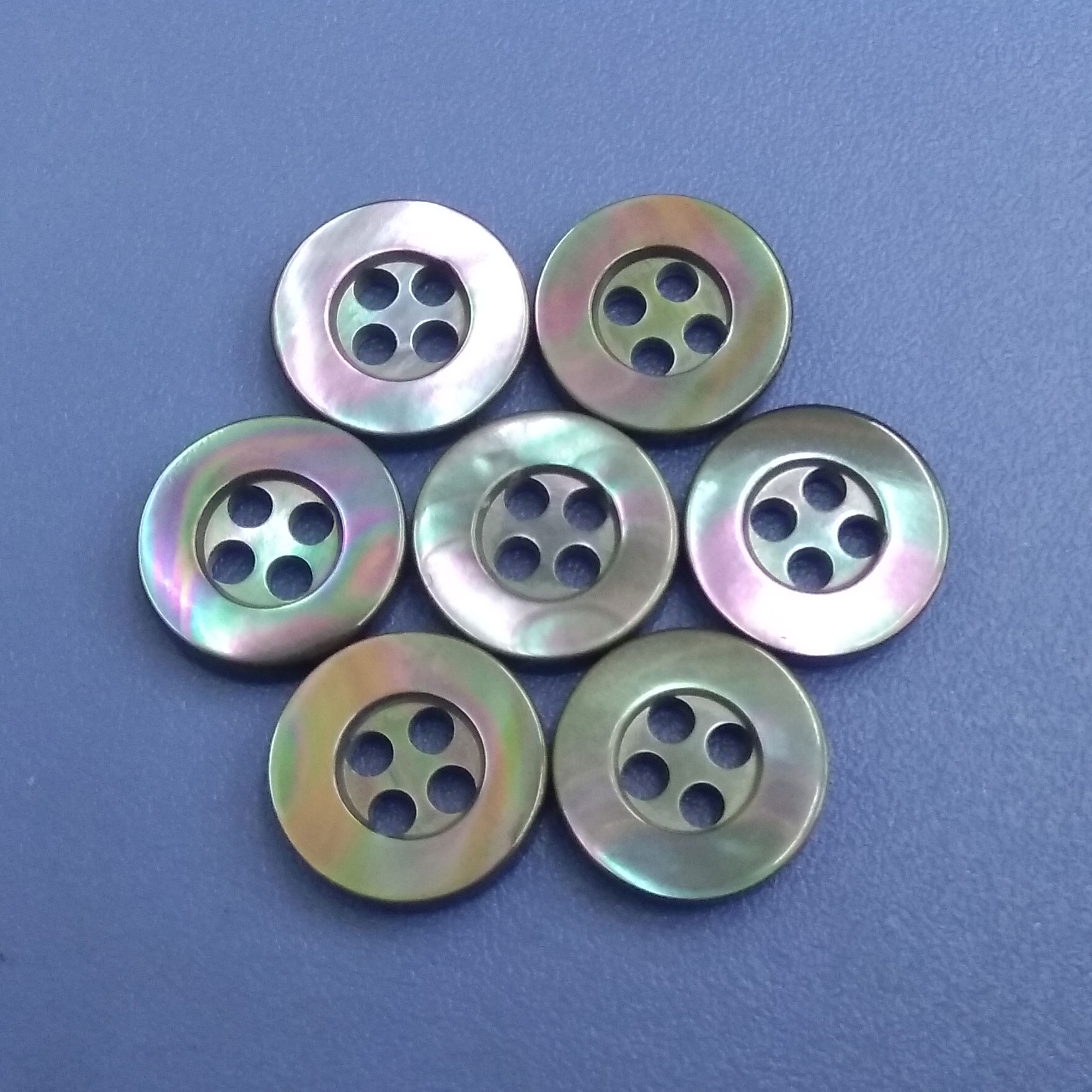 Wholesale Four Holes Coloured Trocas Shell Buttons with Rainbow Effect