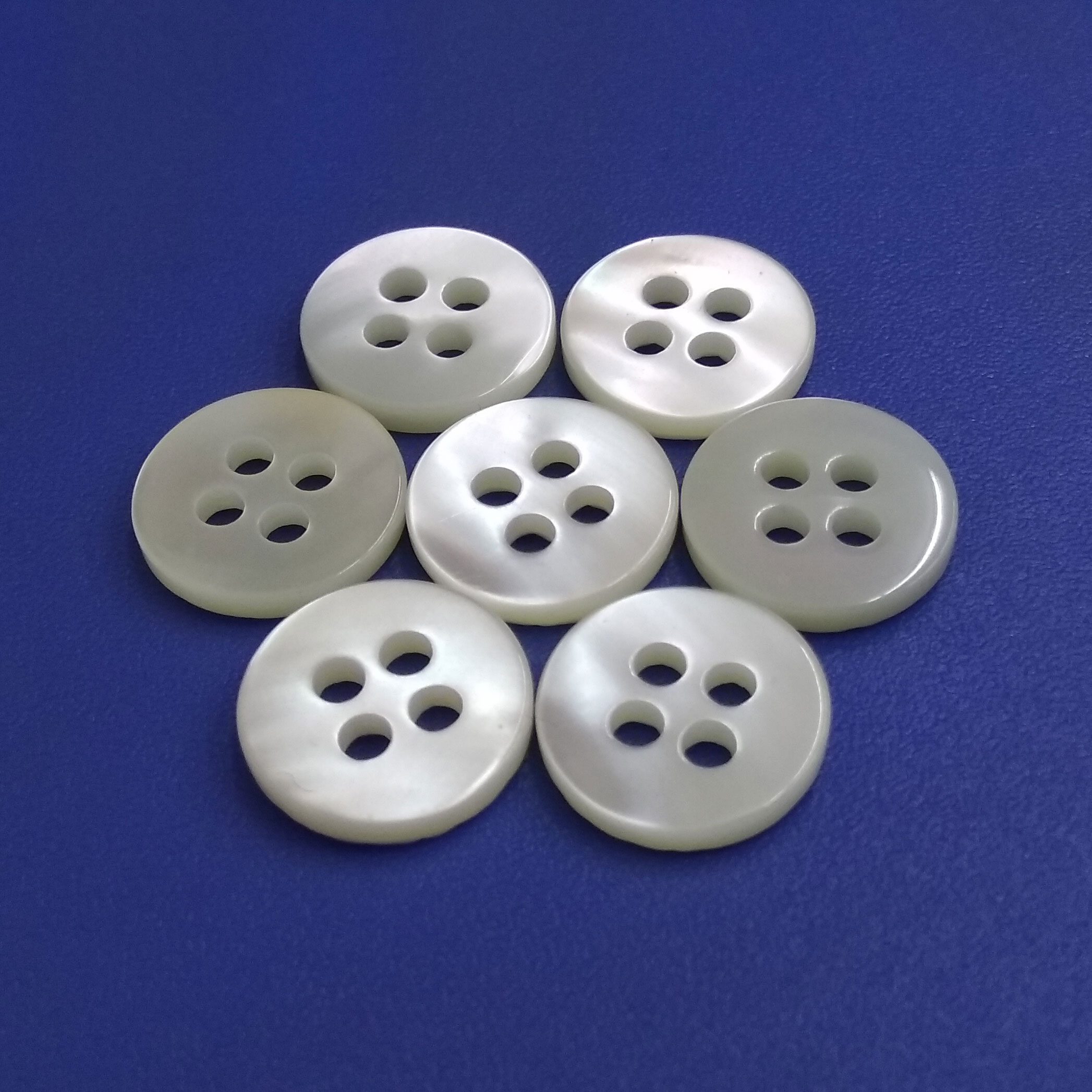 Gleamed Luxury Four Holes Polished Trocas MOP Pearl Shirt Buttons