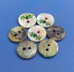 Finest Quality Flower Patter Laser on Japan Quality Agoya Shell Button