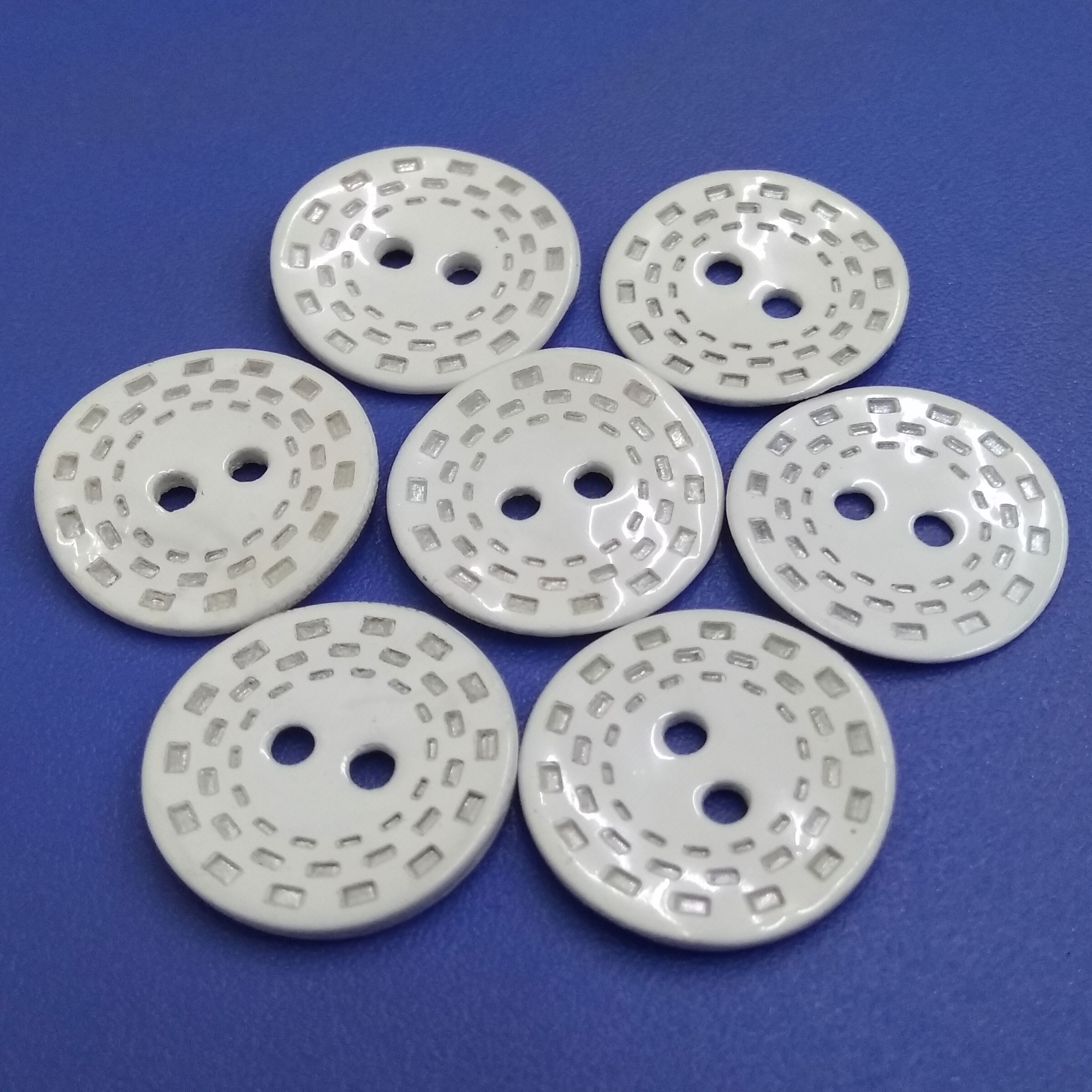 Custom Pattern Laser Engraved Japan Akoya Shell Button