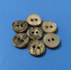 Brown Smoke Natural Agoya Shell Button for Knitwear Manufacturers Industry