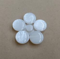 Off White Trouser Shank Pearl Buttons for Garments Maker