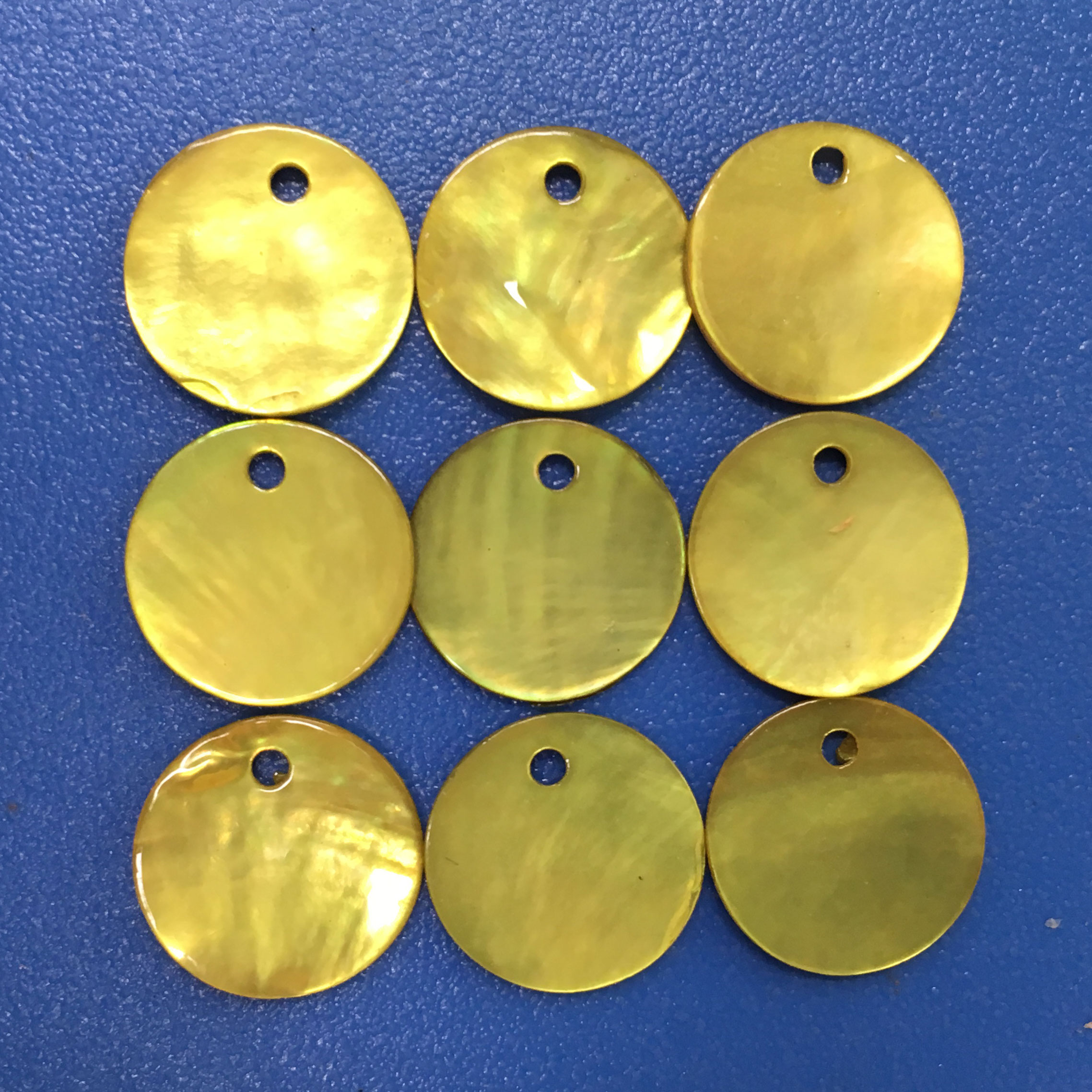Mango Yellow Color Coated or Dyed Labels for Clothing and Garment Industry