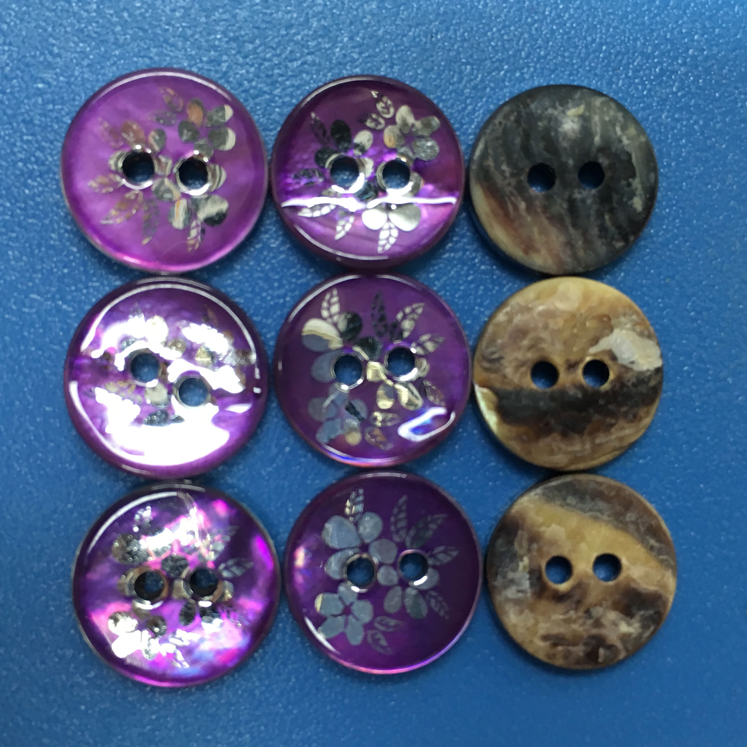 Pattern Laser Natural Agoya Shell Buttons with Silver Plating Rim