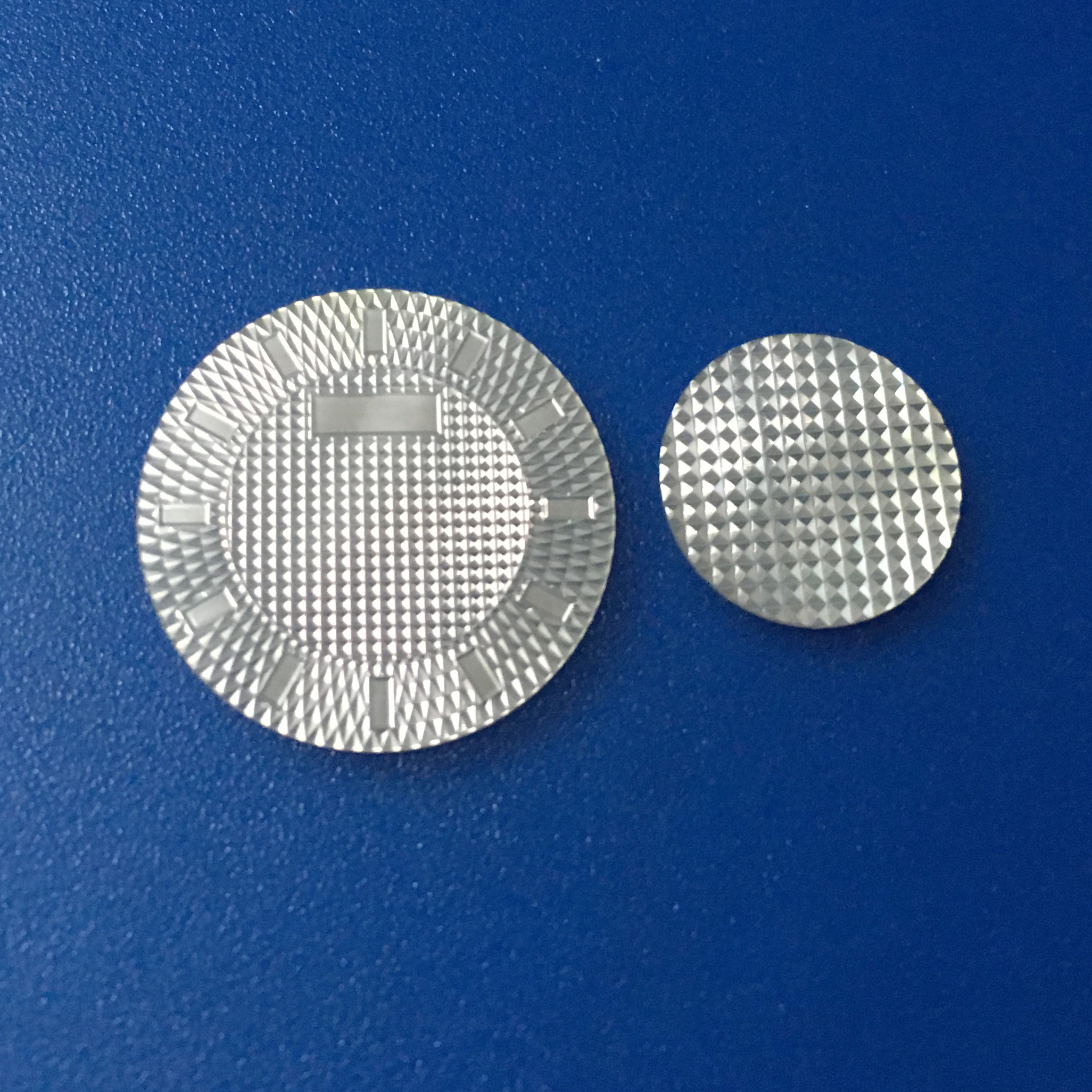 Pure White Mother of Pearl (MOP) Dials Buttons in Different Shapes and Designs